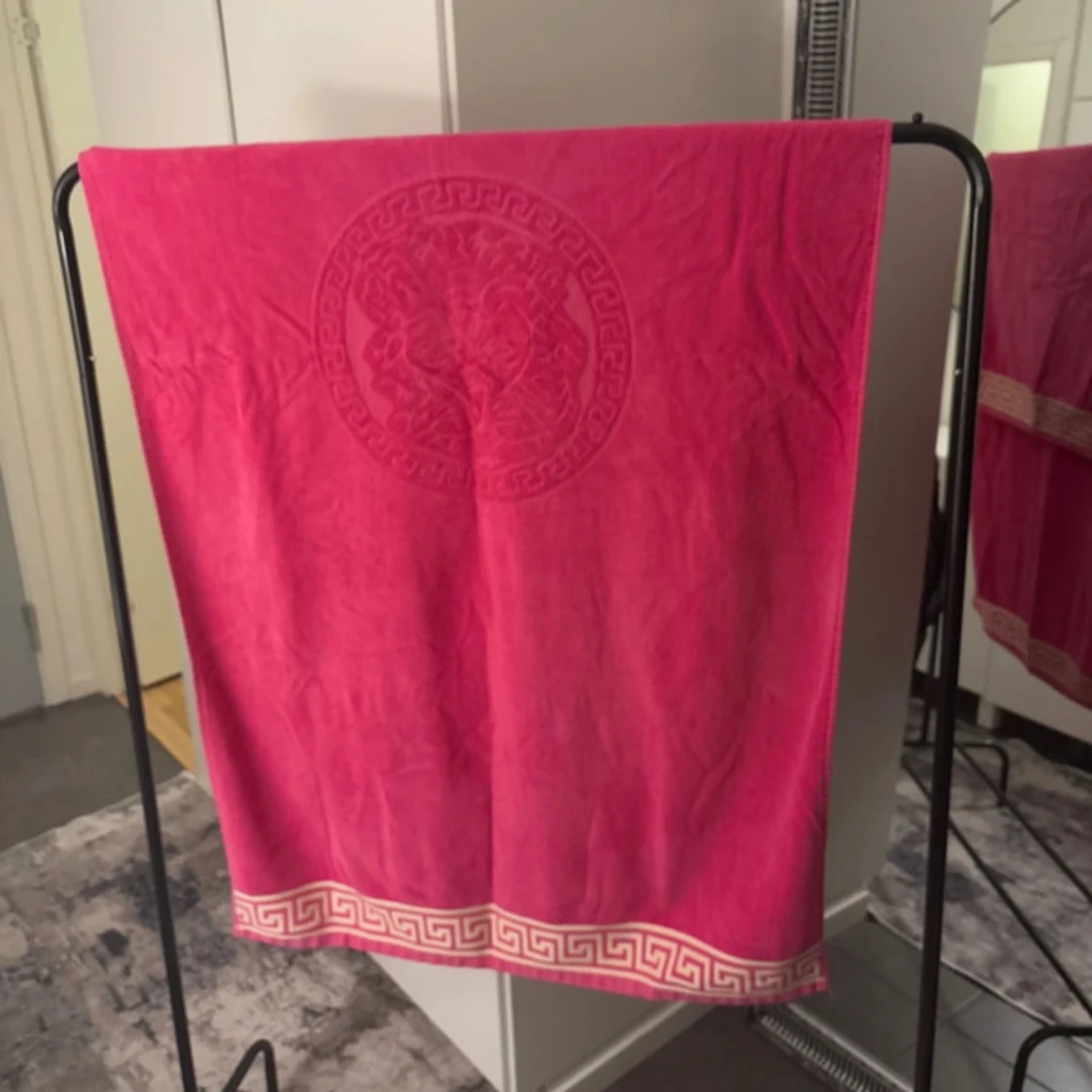 Stor Rosa badhandduk  - 2