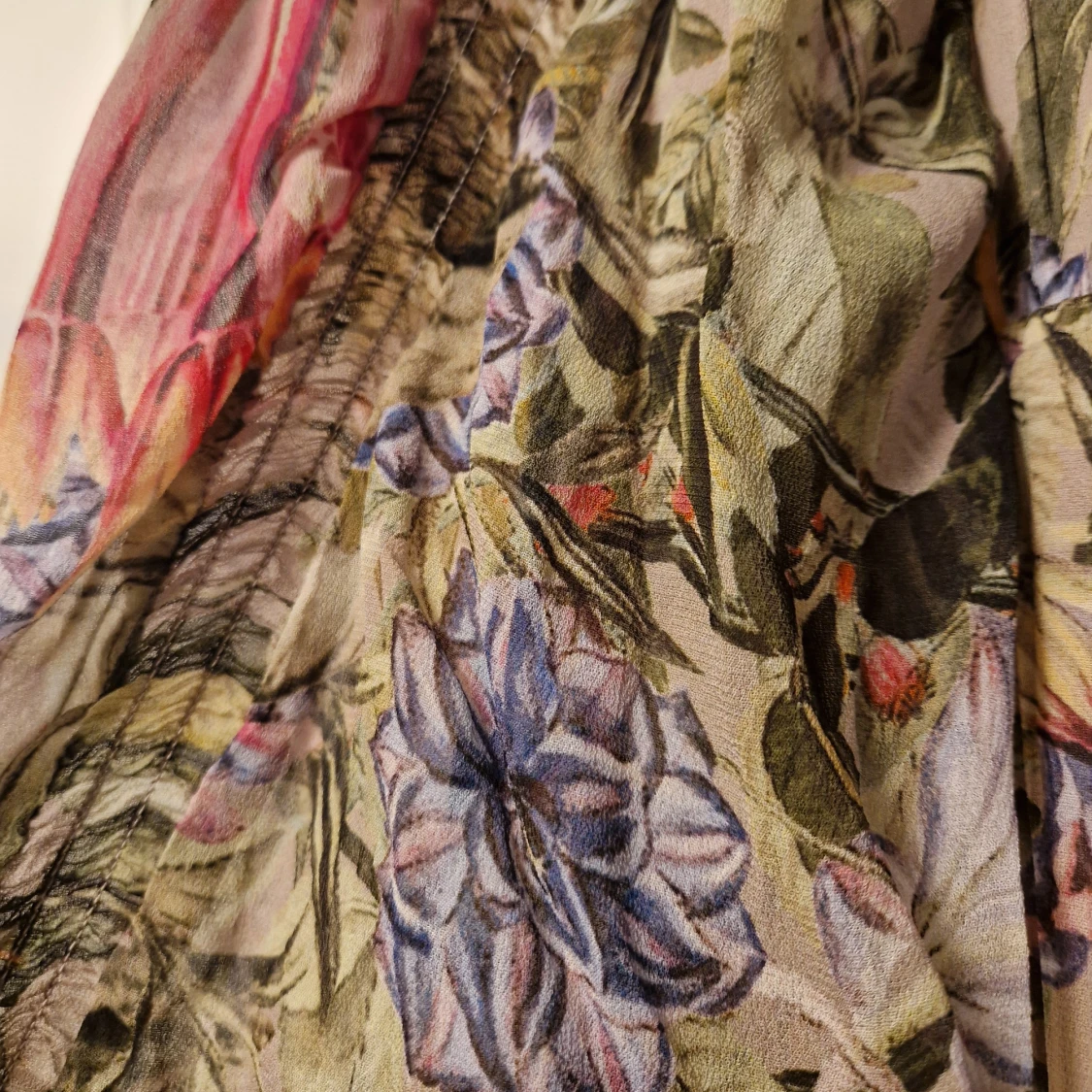 Blommig långklänning från & Other Stories - 1