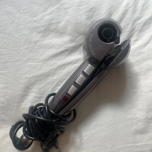 Självlockande locktong  - Super bra men har inte använt på jätte länge 