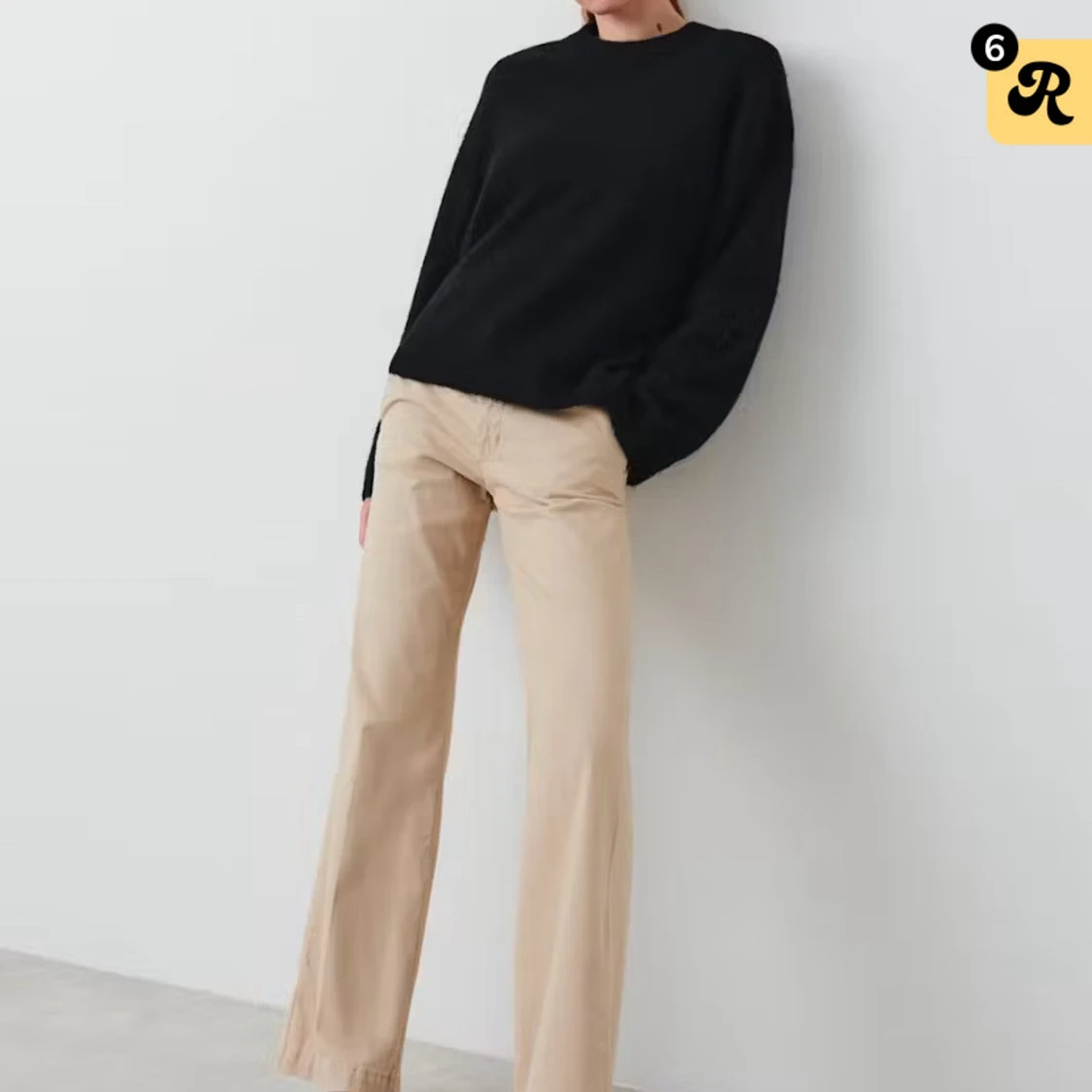 Svart stickad tröja från Gina  - 1