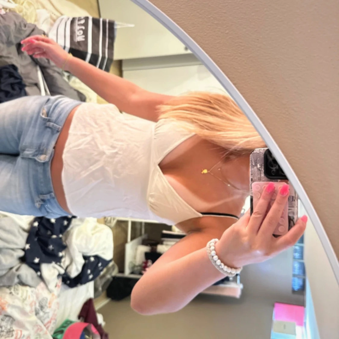 Vit croppad linnetopp