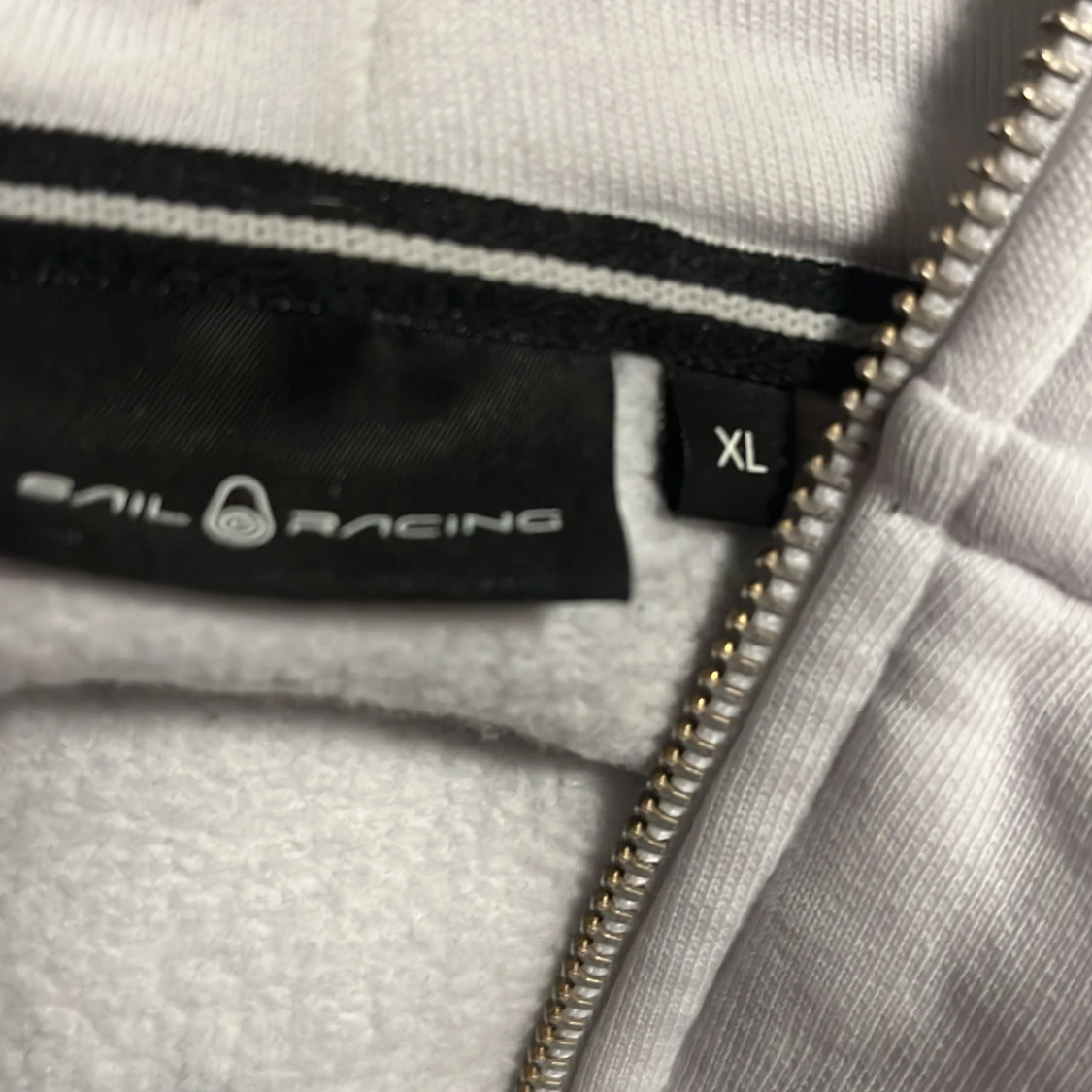 Vit ziptröja från Sail Racing - 1