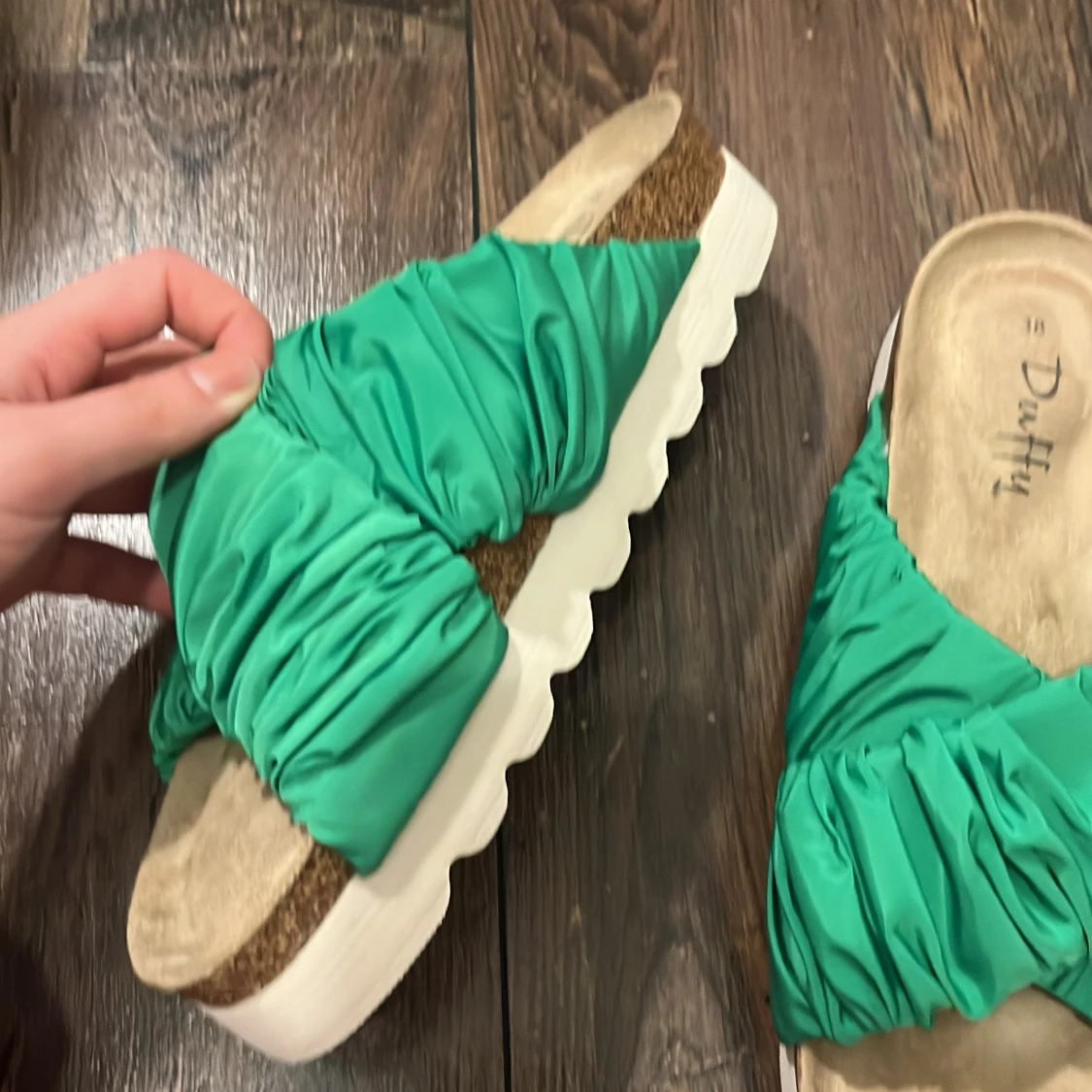 Gröna sandaler från Duffy - 1