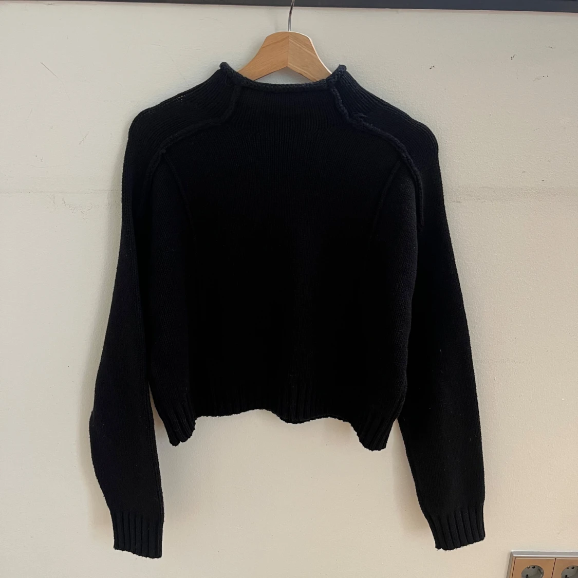 Svart stickad tröja från Zara