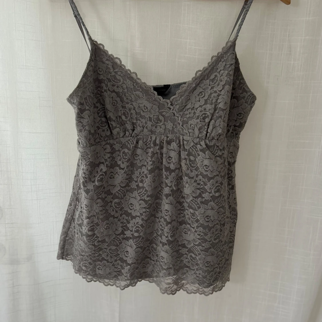 Grå spetslinne - 91