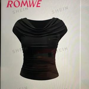 Tröja - Testad också. Inte riktigt min stil. Från shein