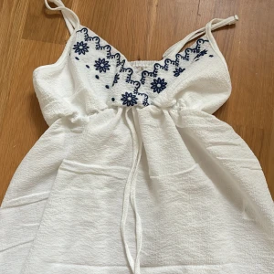 Söt topp - Jättefin knappt använd