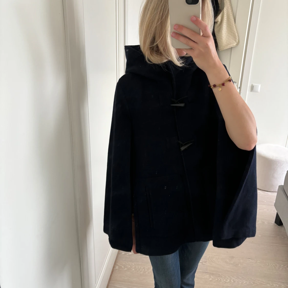 Cape - 92