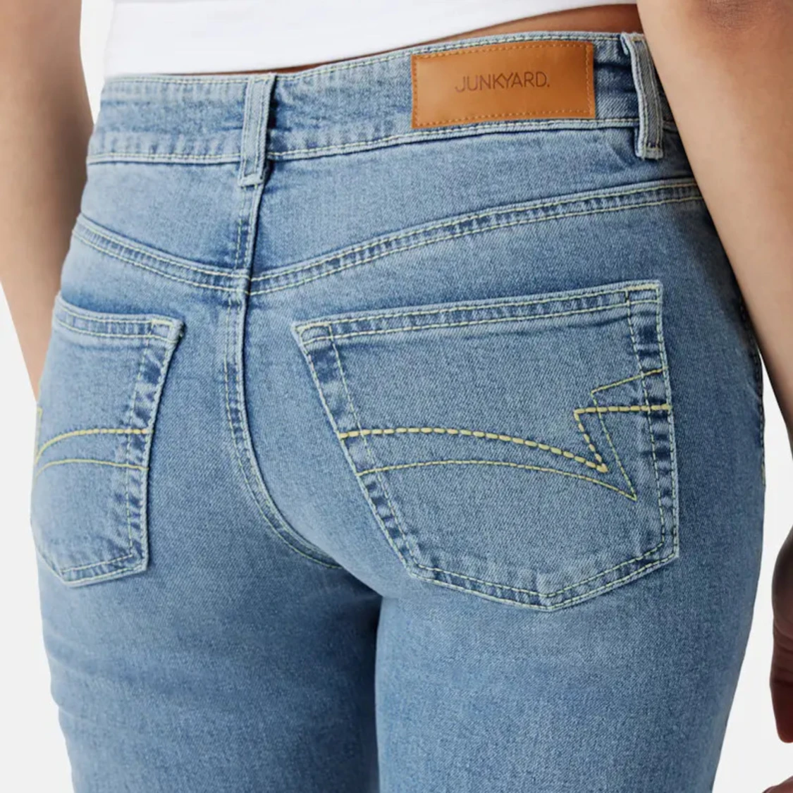 Low waist bootcut jeans - 90