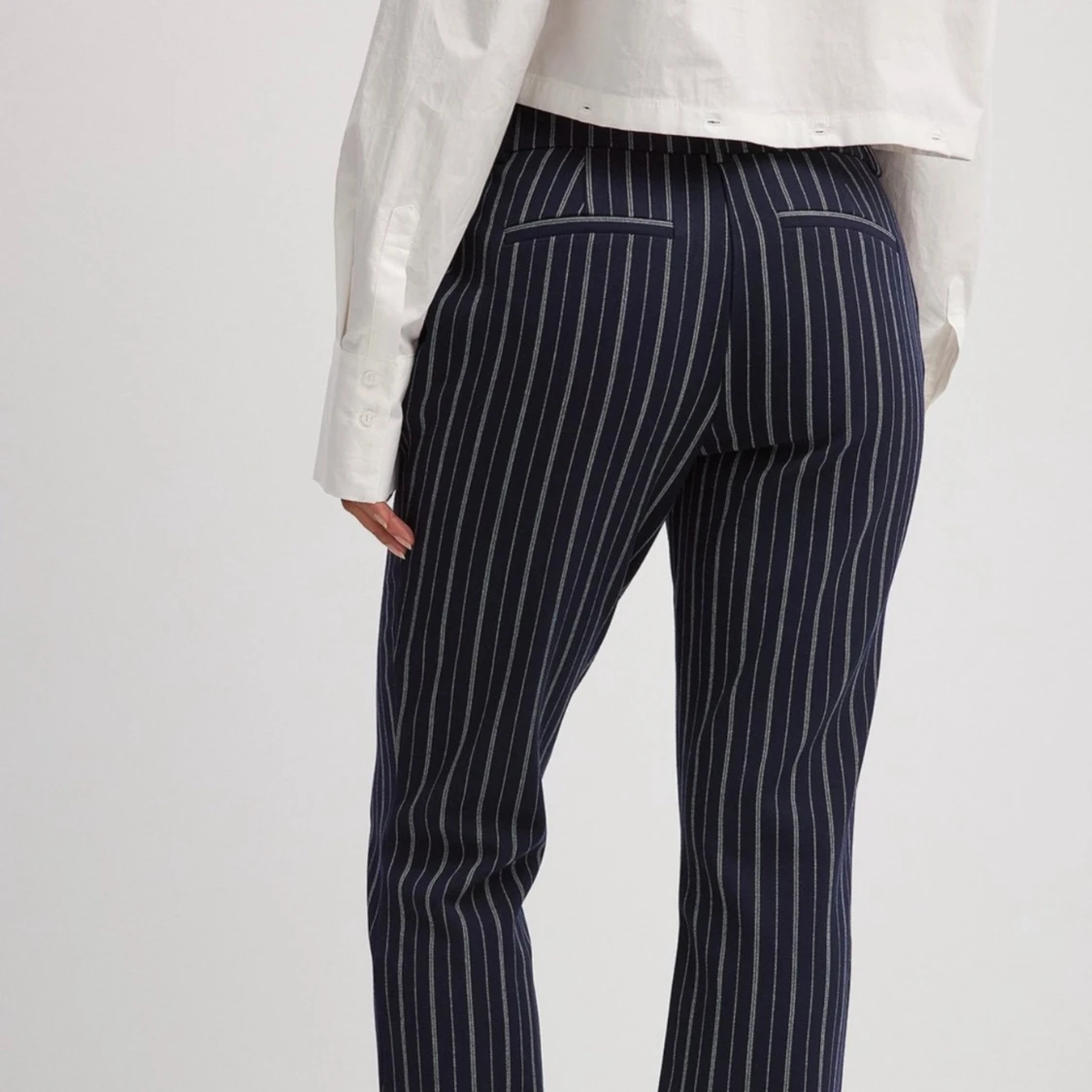 Randiga kostymbyxor  - 91