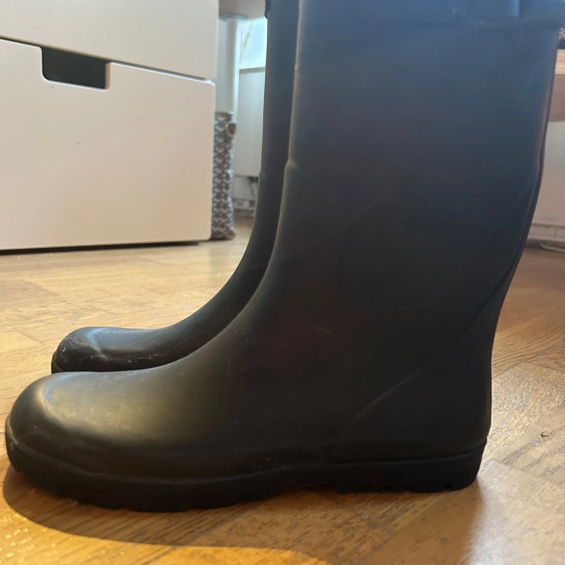 Svarta stövlar från Aigle