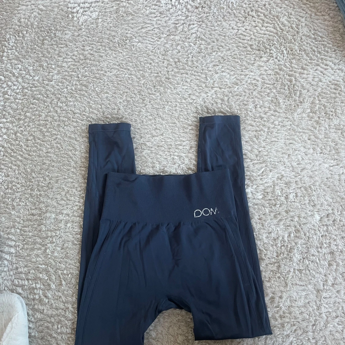 Svarta leggings från Drop of Mindfulness