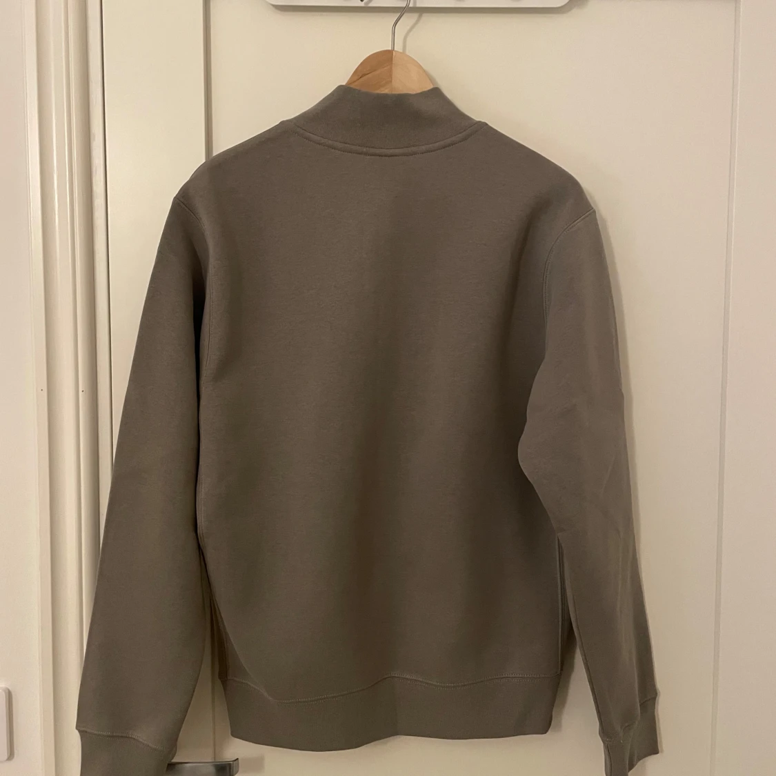 Grön/grå kofta från Nike - 91