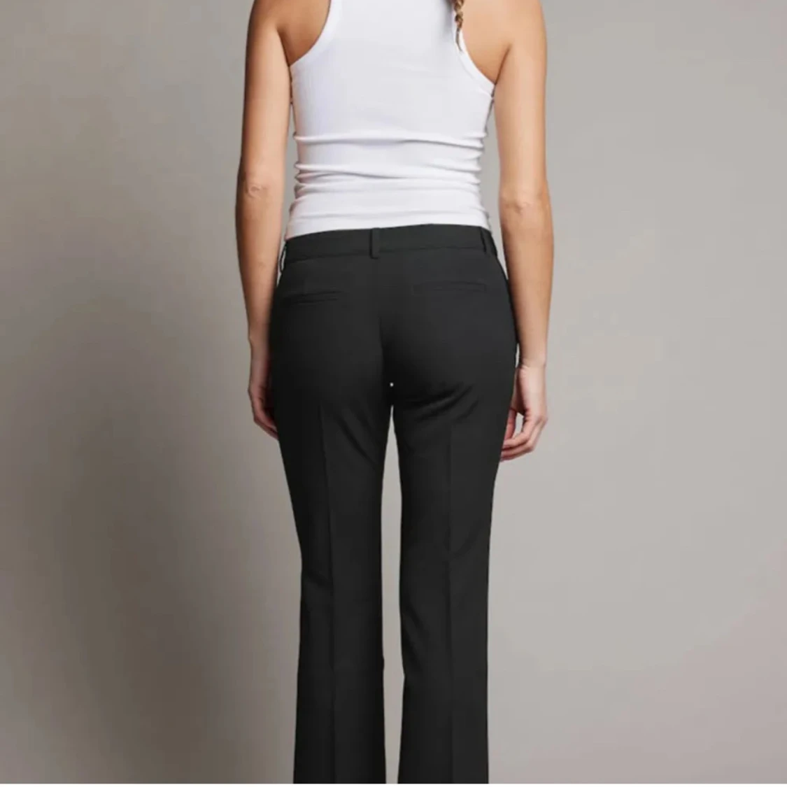 Svarta kostymbyxor - 90