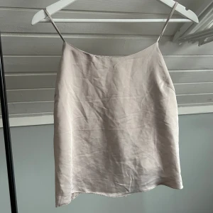Pyjamas  - Pyjamas i storlek S, köpt från h&m!