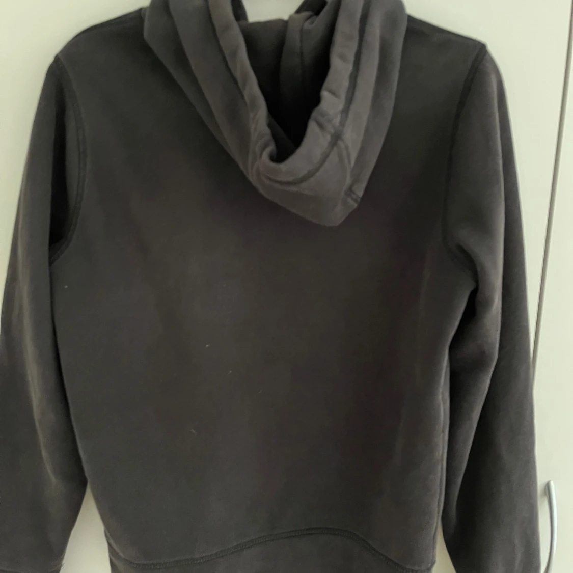 Solblekt Tommy hilfiger hoodie svart - 90