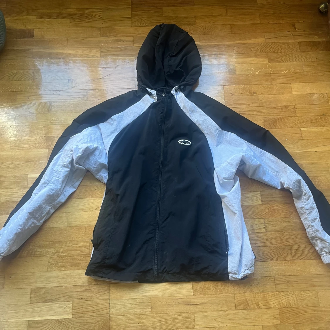 Cortiez Windbreaker