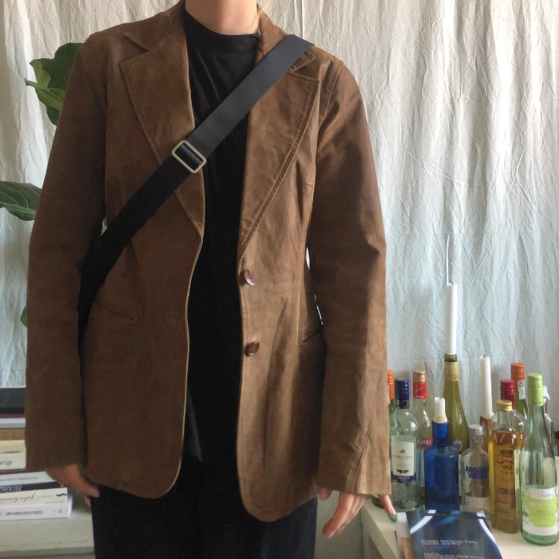 Kavaj i skinn/mocka imitation