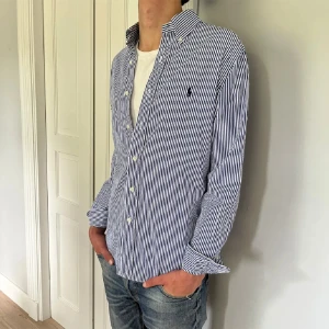 Ralph lauren skjorta  - 2 första är lånade bilder💙sjukt snygg skjorta!!