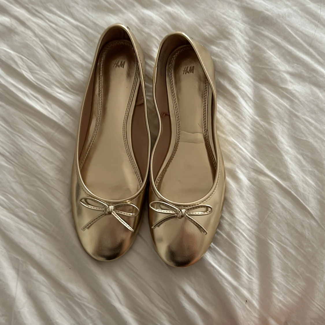 Guldiga ballerina skor!