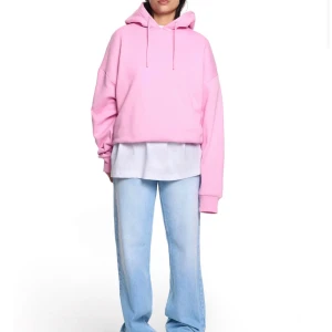 Hoodie LXA - Nästan aldrig använd Hoodie från Linn Ahlborg Valentines collection i färgen bubblegum pink💕