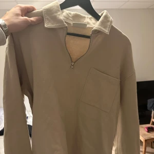 These glory days half zip - These glory days half zip. Stl. M. Skick 8/10