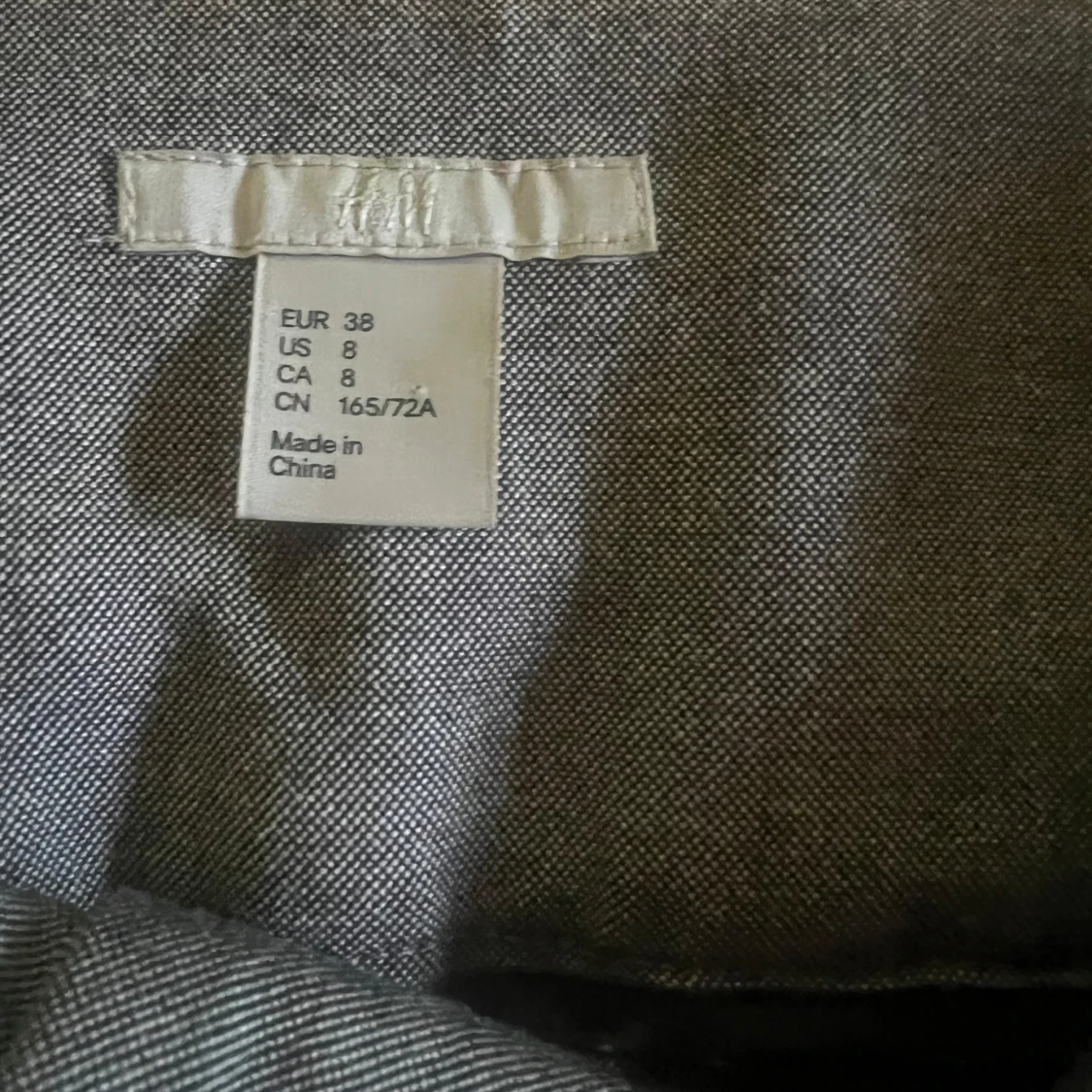 Grå kostymbyxor - 91