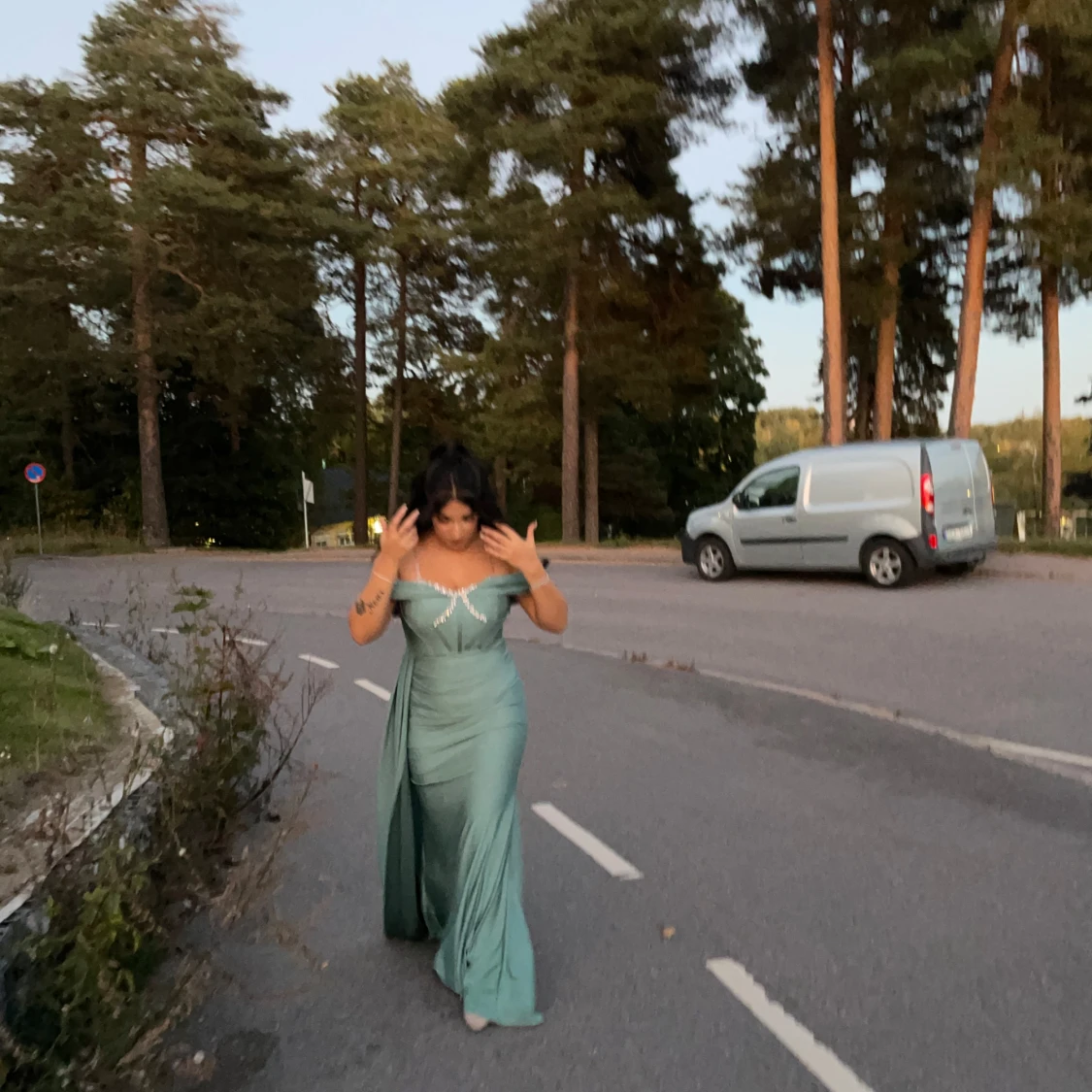 Grön långklänning