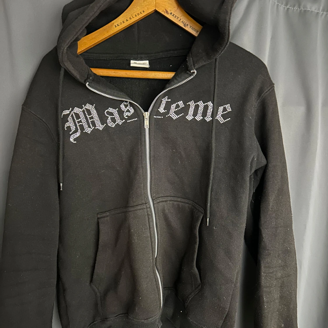 Masteme Hoodie. Storlek M. - 90