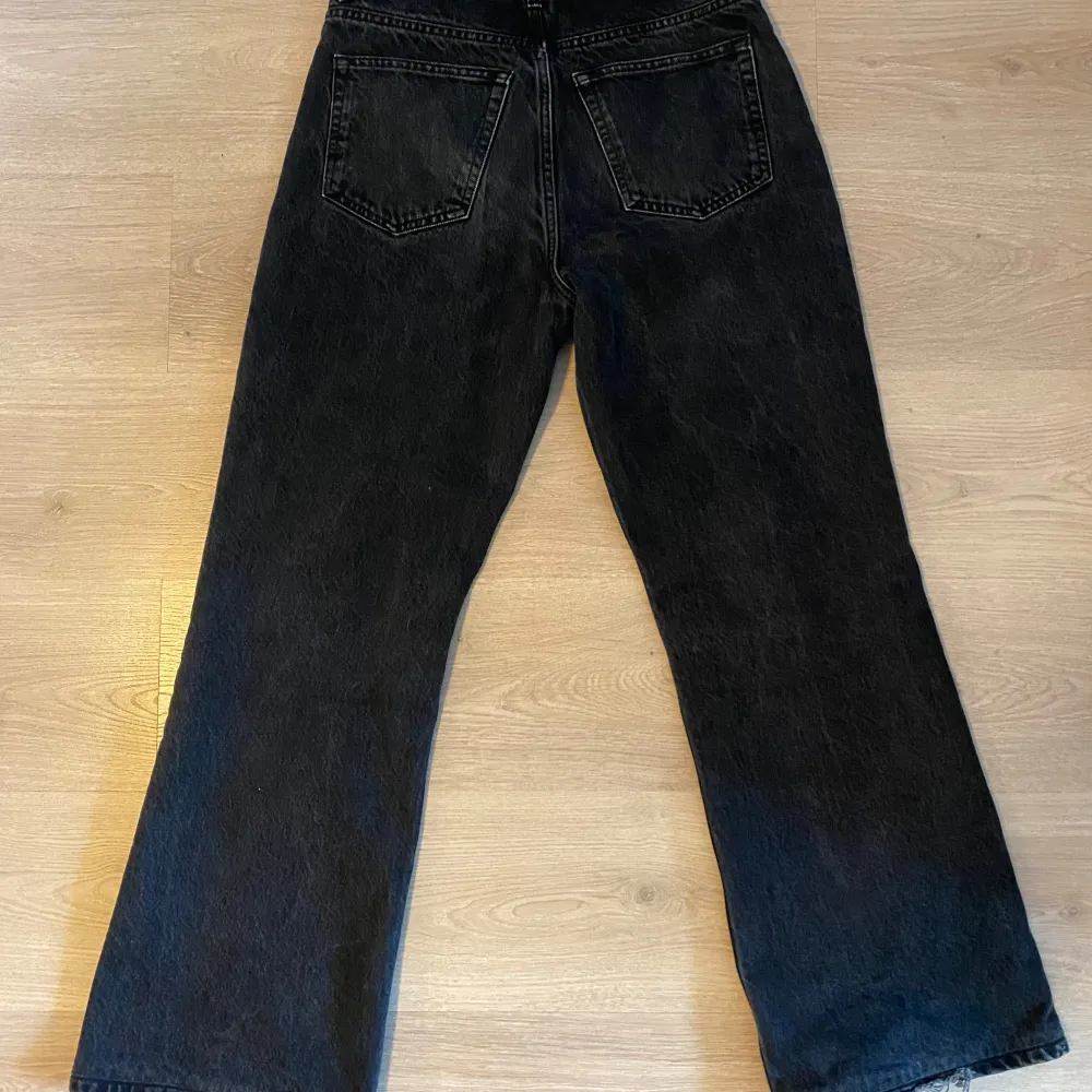 Bootcut jeans i storlek w29 l32. Sitter lösare än Rush denim. Nypris 2300kr. Jeans & Byxor.