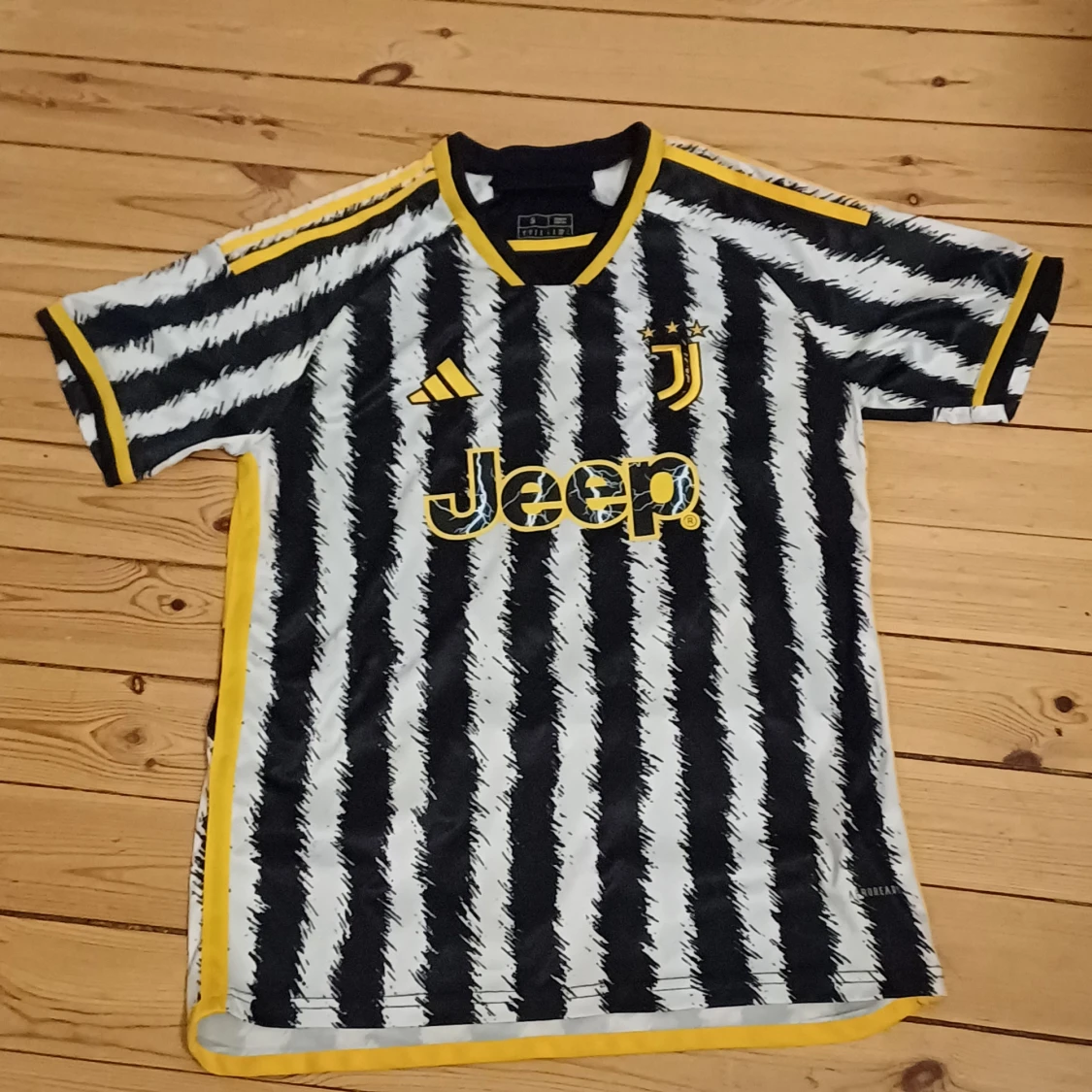 Juventus fotbollströja med Vlahović 9