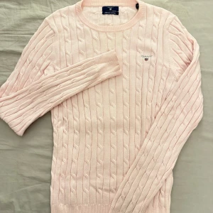 Gant tröja - Säljer min gant tröja. Använd fåtal gånger så den är i fint skick. 