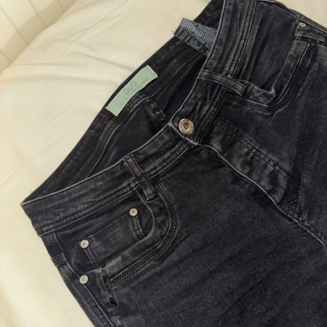 Svarta Dolce & Gabbana jeans - 1