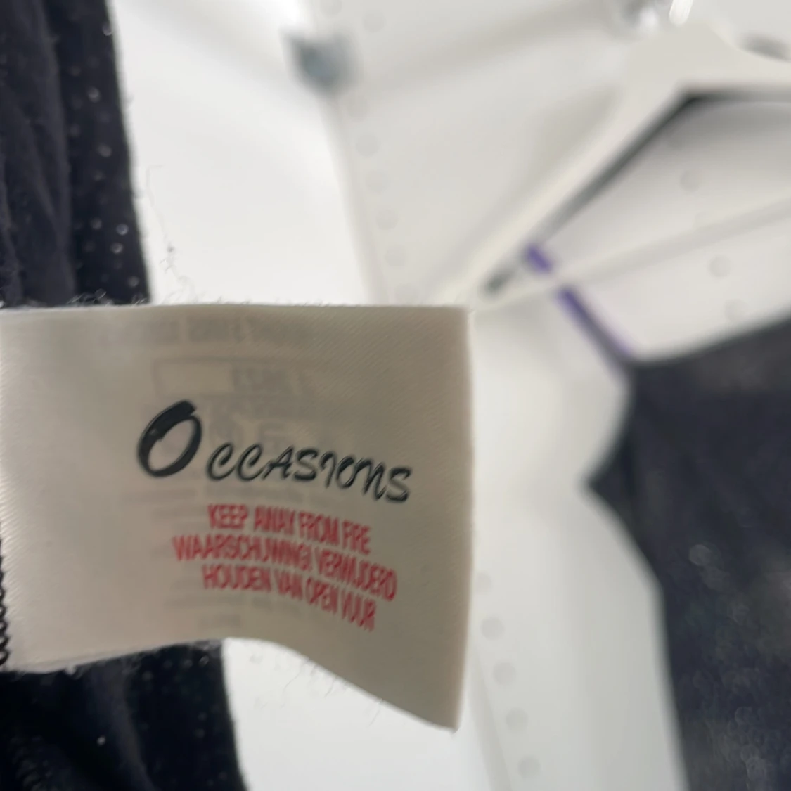 Svart glittrig kofta från Occasions - 3