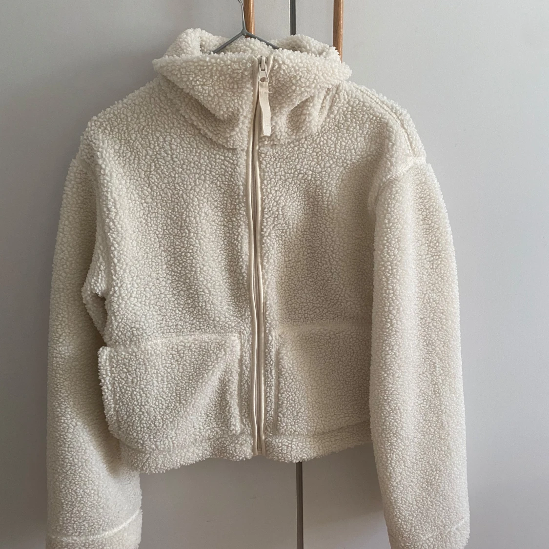 Vit teddyjacka från H&M - 3