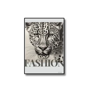 Leopard Poster  - Hej!  Vi är ett UF-företag som heter PeakPosters och som man kanske kan höra på namnet säljer posters😍. Vi har till att börja med lanserat två tryck varav leoparden är en av dem. Postern är i storleken 30x40 och gjort av glansigt och tjockt material för att få en fin look som håller i längden. Vi kan även mötas upp i Stockholm ifall det känns enklare? Annars kommer vi också stå på vår skolas julmarknad 12 dec 14:00-17:00. Skolan heter, Påhlmans gymnasium och adressen är: Hagagatan 23A, 104 32 