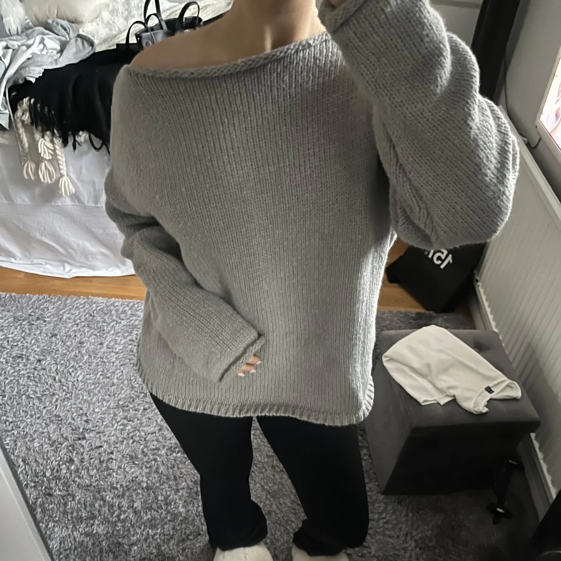 Grå stickad tröja - 91