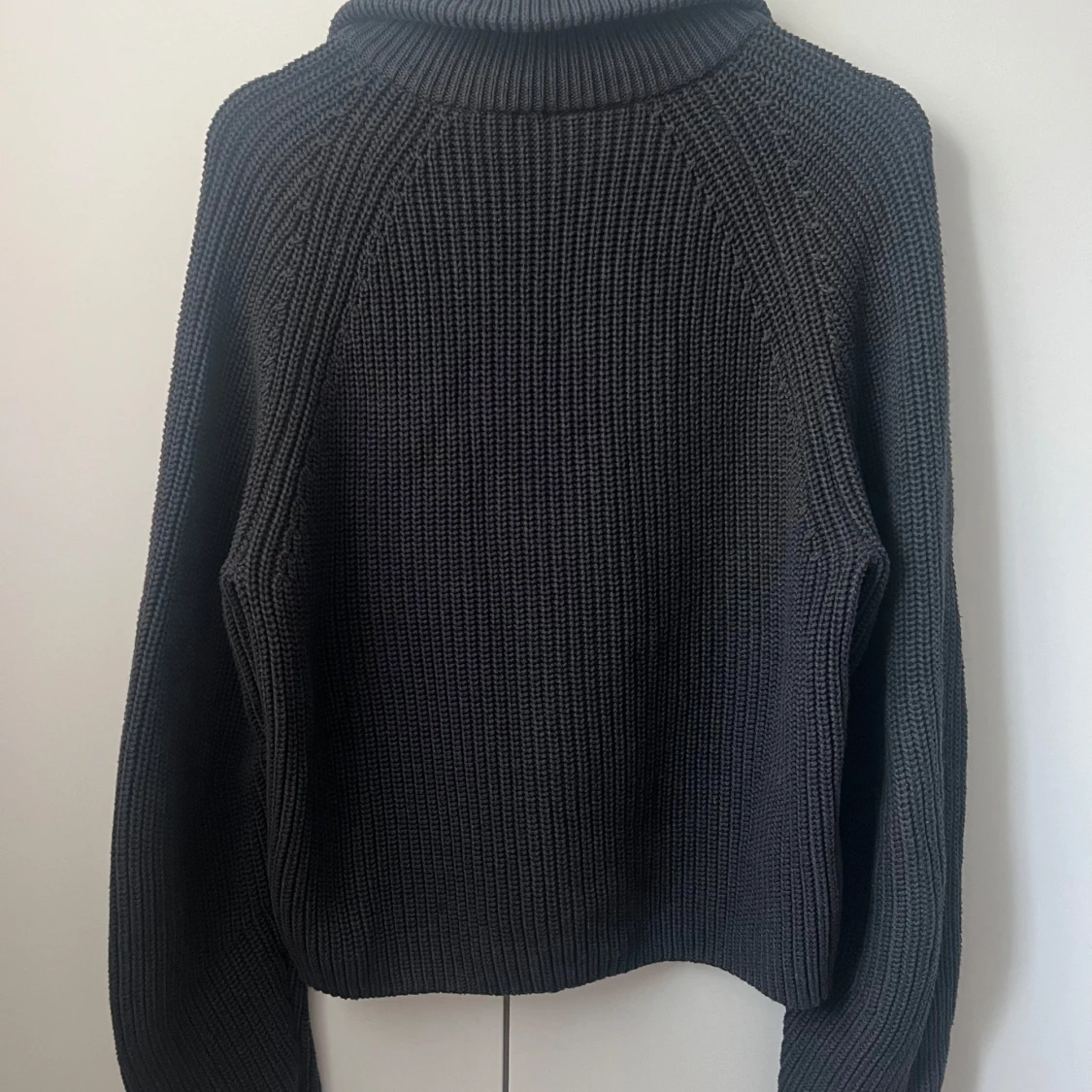 Stickad kofta från Weekday - 90