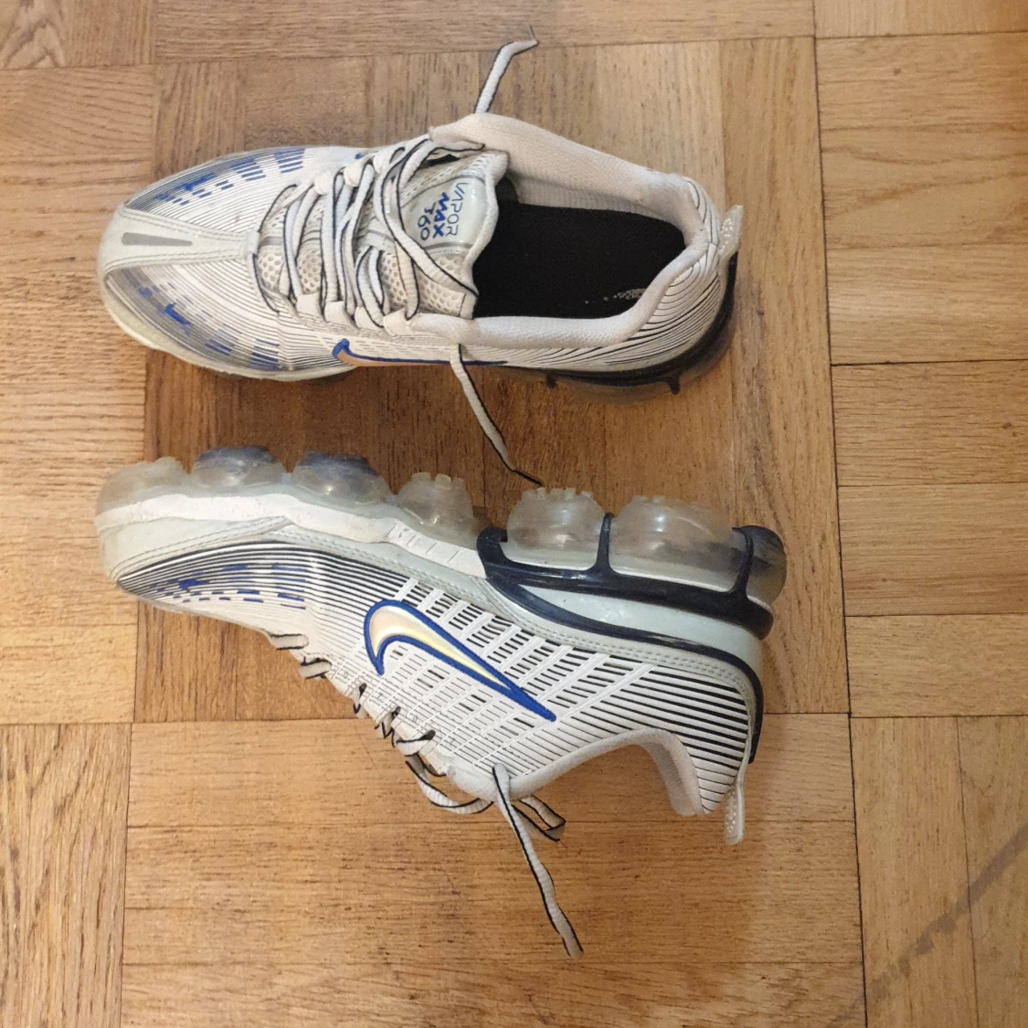 Nike Air Max 360 i vitt och blått - 2