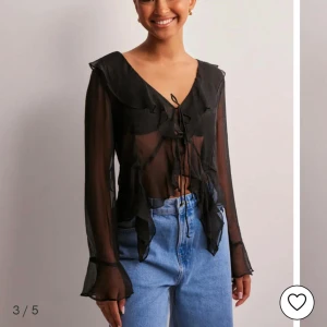 Nelly top - Jätte fin top från Nelly, köpt för 449💕