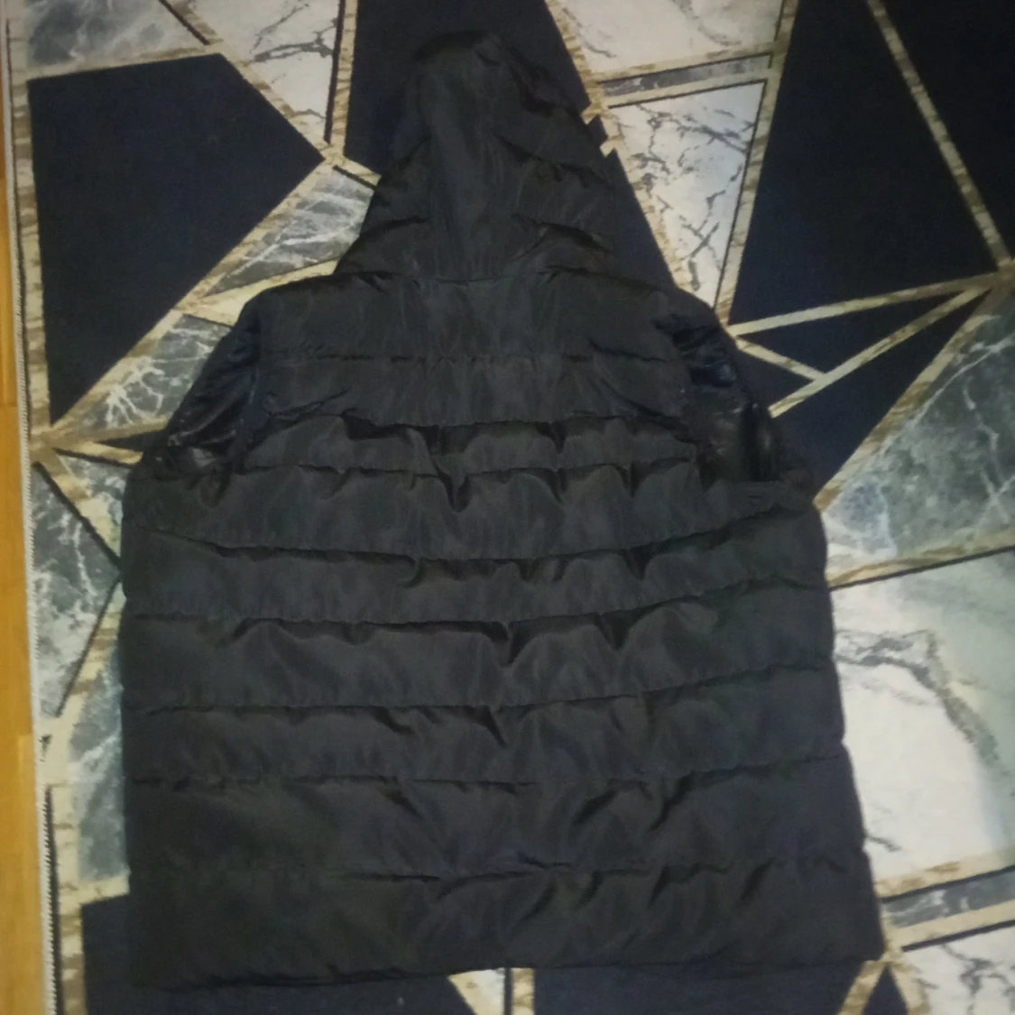 Svart dunväst från Moncler - 1