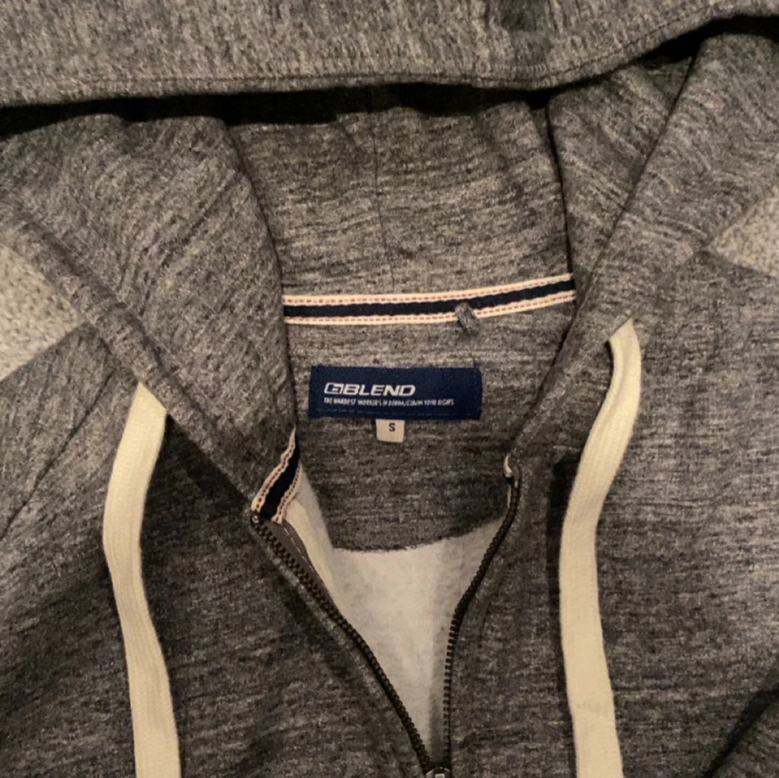 Grå zip hoodie från Blend - 1