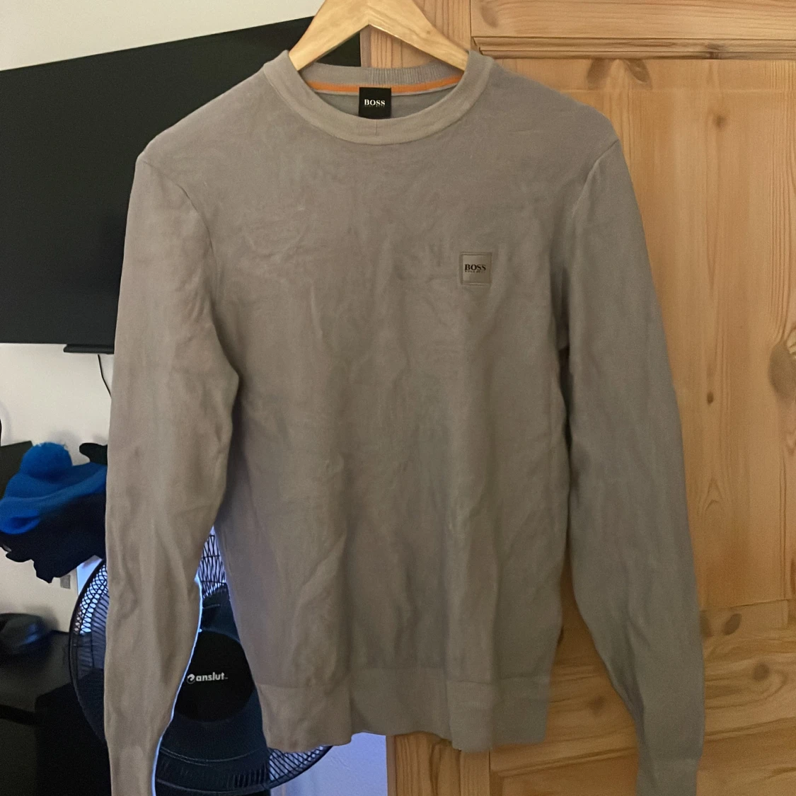 Grå ull tröja från Hugo Boss