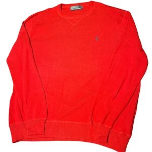 Ralph Lauren Polo - ✨Very good condition as it has only been used 4 times!  📏Size, XL  📬Shipping within 24 hours!  😁Feel free to ask any questions!