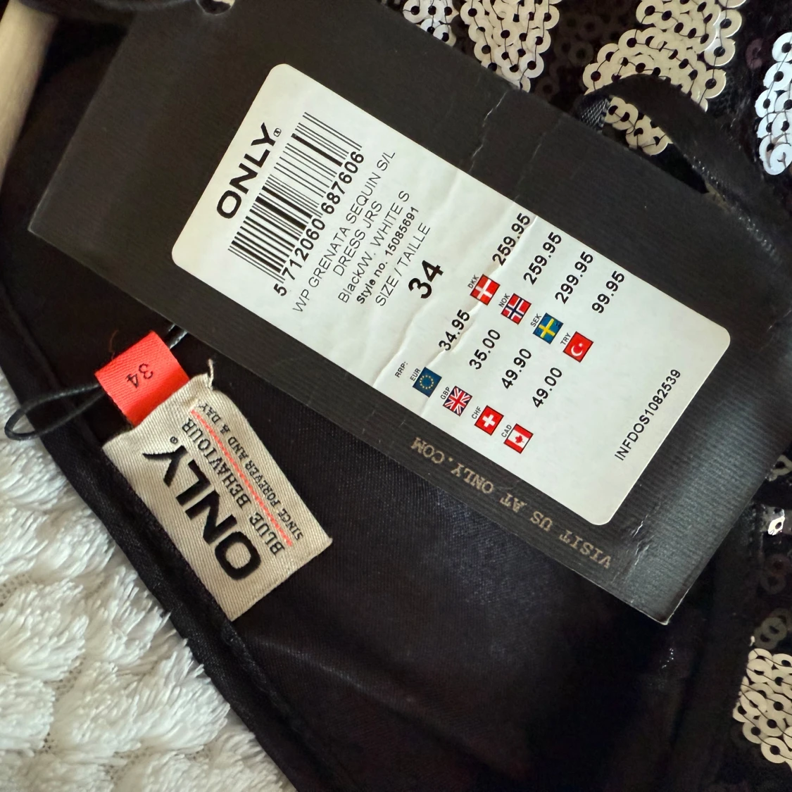 Svartvit klänning från ONLY - 2