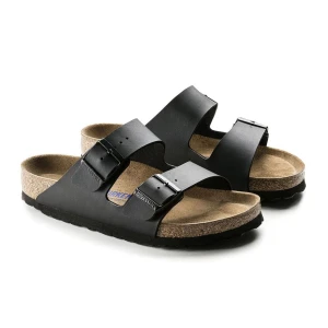 Birkenstocks - Funderar på att sälja mina birkens men är ej säker🥹 skriv privat för egna bilder eller kom med bud🩷
