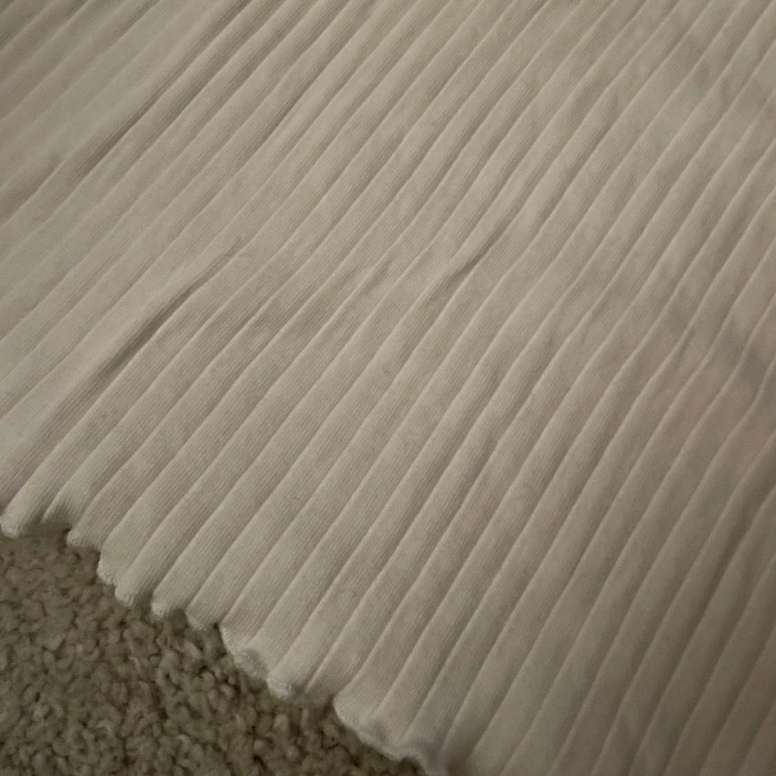 Vit ribbad klänning - 90