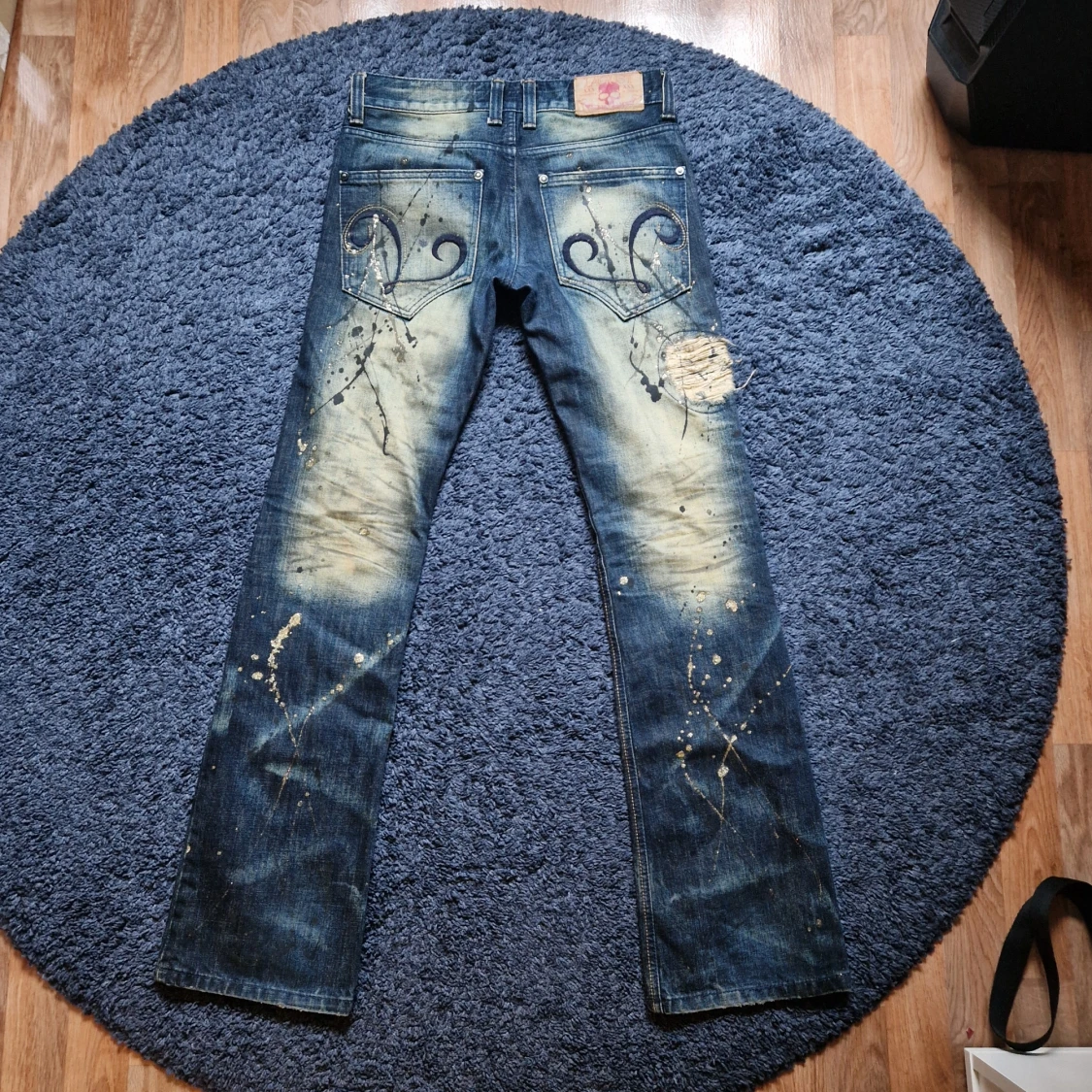 Lagust distressed jeans - 90