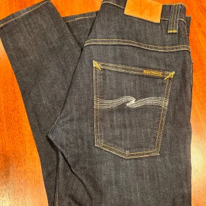 Nudie - Dessa stilrena nudie jeans är helt nya, max använt dem 1 gång
