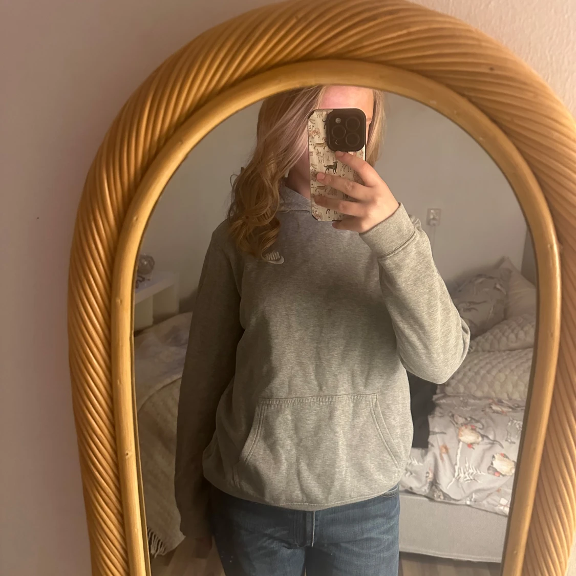 Grå hoodie från Nike